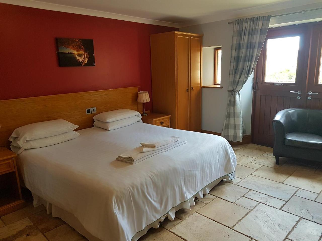 King'S Head Inn Llangennith Εξωτερικό φωτογραφία